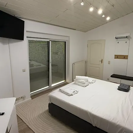 House Felecia - Phantasialand, Therme Euskirchen, Eifel-region Апартаменты Вайлерсвист