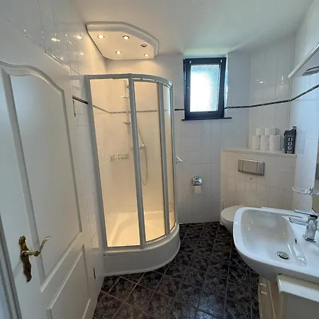 Апартаменты House Felecia - Phantasialand, Therme Euskirchen, Eifel-region Вайлерсвист