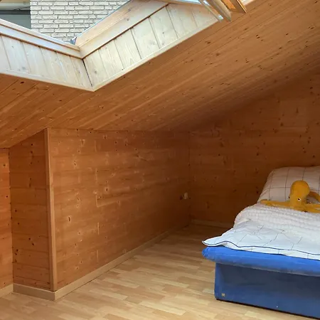 House Felecia - Phantasialand, Therme Euskirchen, Eifel-region