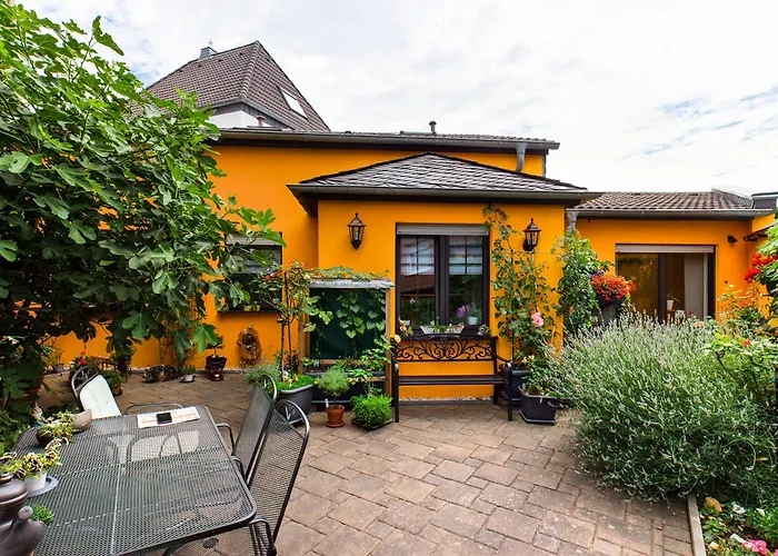 House Felecia - Phantasialand, Therme Euskirchen, Eifel-region * Weilerswist