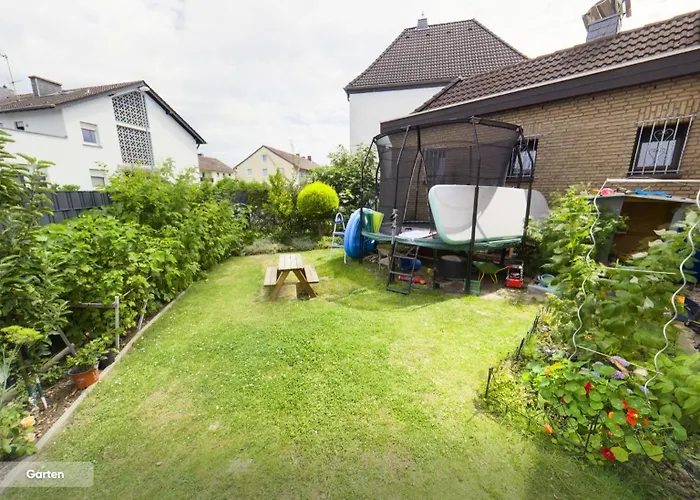 House Felecia - Phantasialand, Therme Euskirchen, Eifel-region