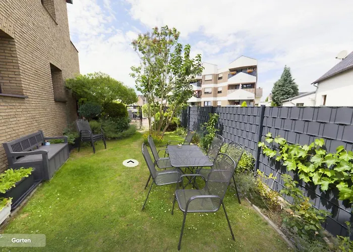 House Felecia - Phantasialand, Therme Euskirchen, Eifel-region