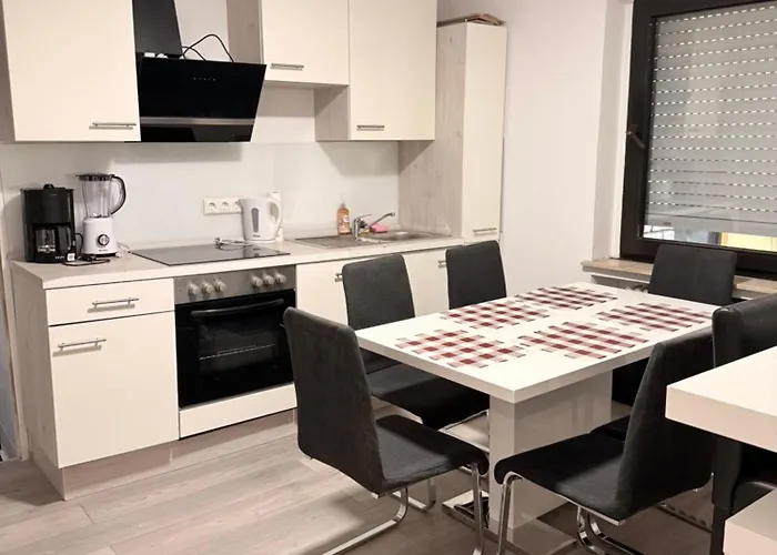 House Felecia - Phantasialand, Therme Euskirchen, Eifel-region *