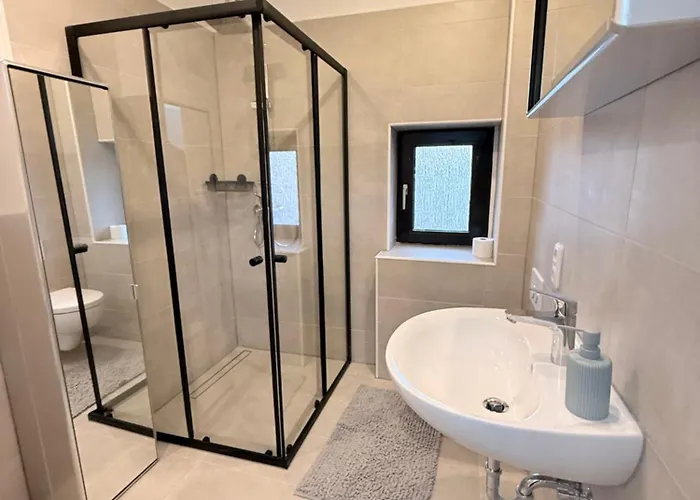 House Felecia - Phantasialand, Therme Euskirchen, Eifel-region Weilerswist